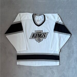 Vintage Los Angeles Kings CCM 91/92 White Home Hockey Jersey